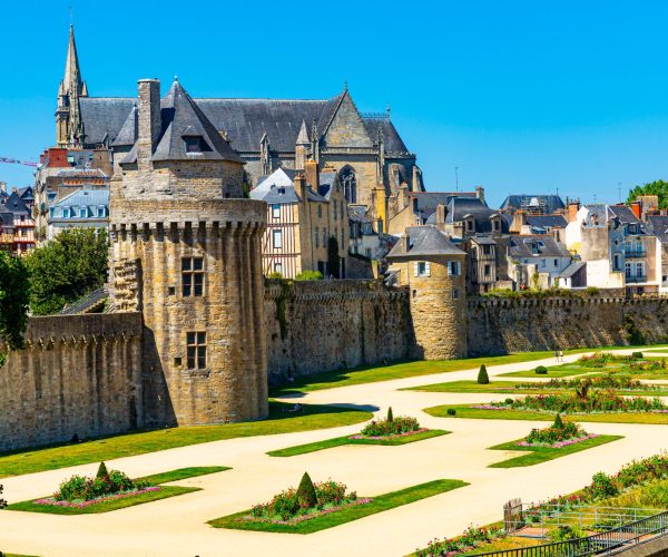 Medieval,Houses,By,The,Old,Wall,In,Vannes.,Brittany.,France